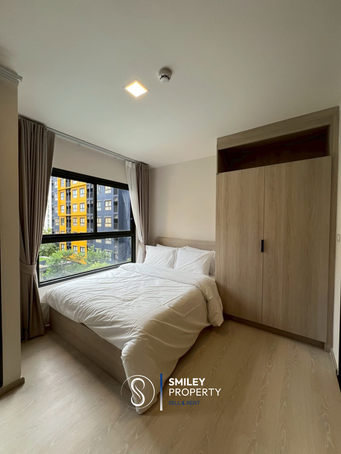 Dcondo Shine Rangsit ready to move in 1 August. Dcondo Shine Rangsit ready to move in 1 August.