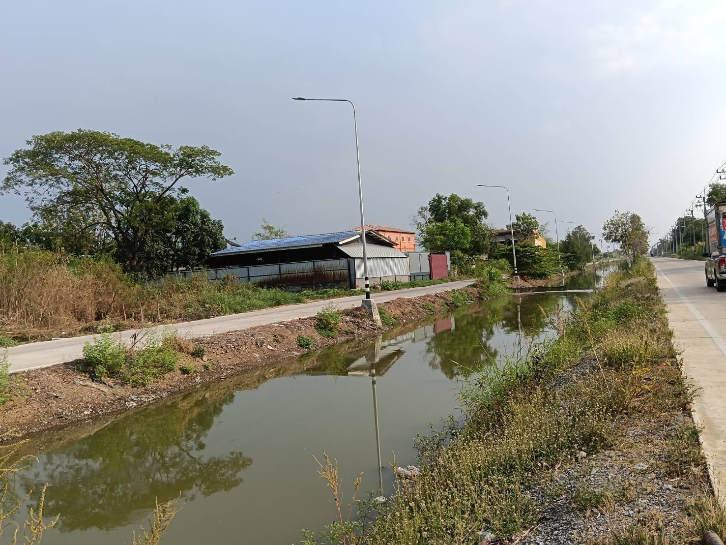 Land for sale, 219 sq m., beautiful land, good location, Khlong Luang - Khlong Si, Pathum Thani. Land for sale, 219 sq m., beautiful land, good location, Khlong Luang - Khlong Si, Pathum Thani.