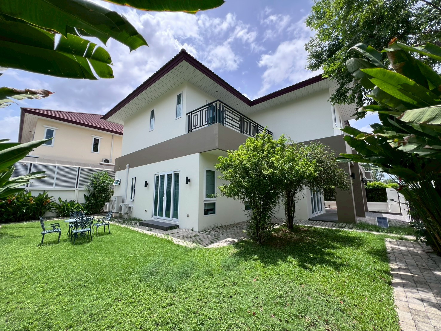 pet friendly house for rent near Gemopolis Industrial Bangna pet friendly house for rent near Gemopolis Industrial Bangna