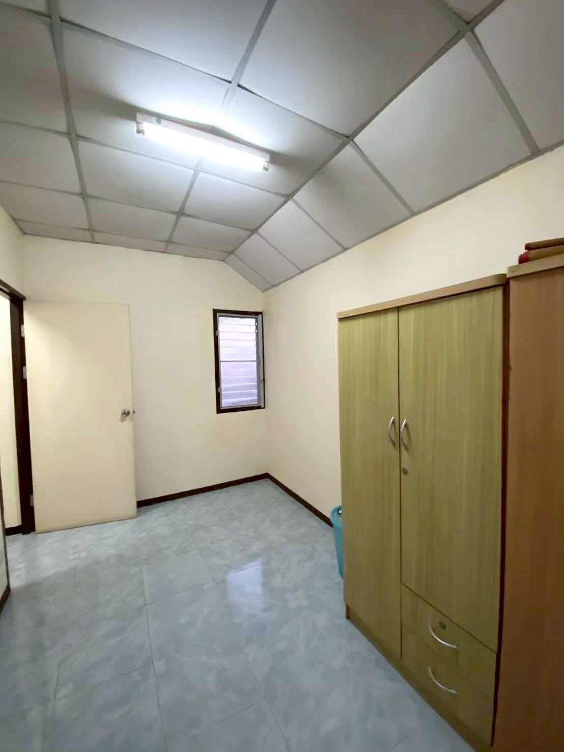Urgent sale! 2-story detached house, Eua-Athorn Rangsit-Khlong 10/2 (fully extended, ready to move in), good location, affordable price. Get a single house with space around the house. At a comfortable installment price Definitely better than renting! – รูปที่ 3