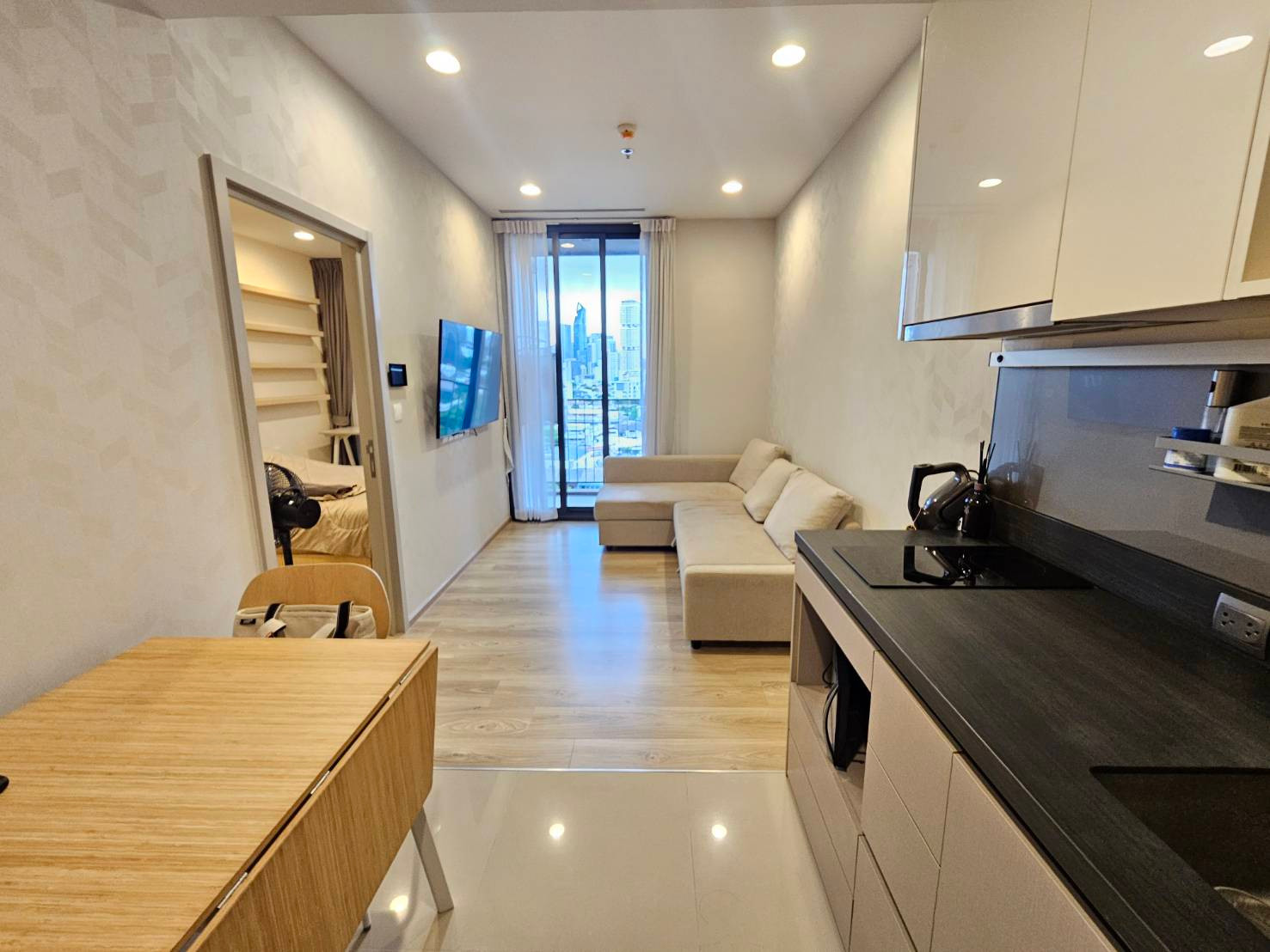 เช่า 1 ห้องนอน 1 ห้องน้ำ โอกะ เฮาส์ สุขุมวิท 36 | OKA HAUS Sukhumvit 36