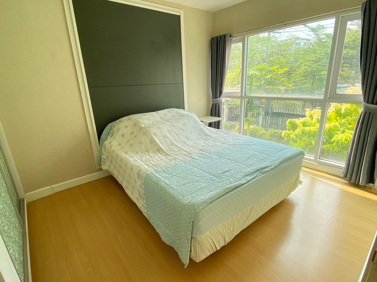 Condo for urgent sale, Metro Park Sathorn, near BTS Wutthakat. Condo for urgent sale, Metro Park Sathorn, near BTS Wutthakat.