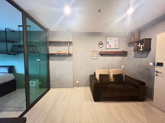 ปล่อยเช่า ไลฟ์ ปิ่นเกล้า ห้องสวย ห้องพร้อมอยู่ ติด MRT บางยี่ขัน โทร 0641535924