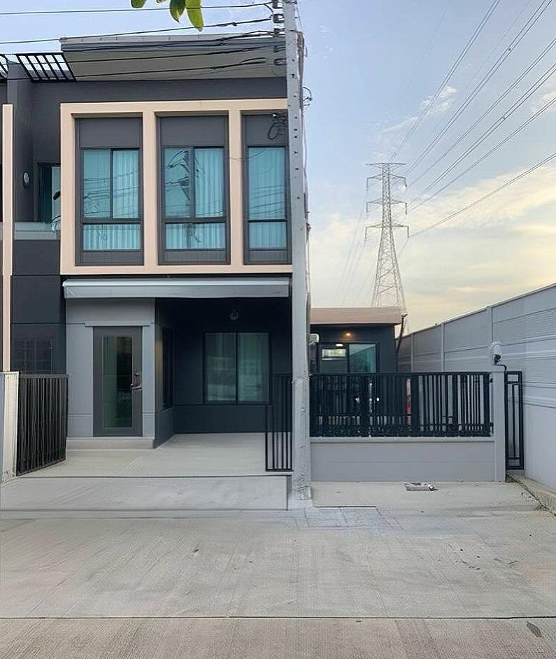 Townhome for Rent – Pleno Sukhumvit–Bangna | 3 Bed 2 Bath | Bangna | 35,000 THB/month | Line: @323gqmho | Ref: TR0008 Townhome for Rent – Pleno Sukhumvit–Bangna | 3 Bed 2 Bath | Bangna | 35,000 THB/month | Line: @323gqmho | Ref: TR0008