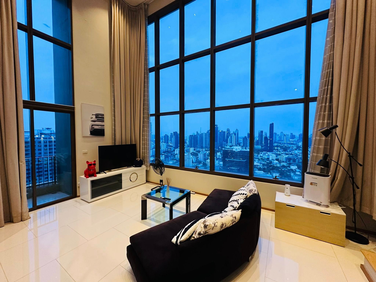 The Emporio Place Duplex for rent 2Bed2Bath 126 sqm High floor Stunning View 85,000 THB Call 0635925888 The Emporio Place Duplex for rent 2Bed2Bath 126 sqm High floor Stunning View 85,000 THB Call 0635925888