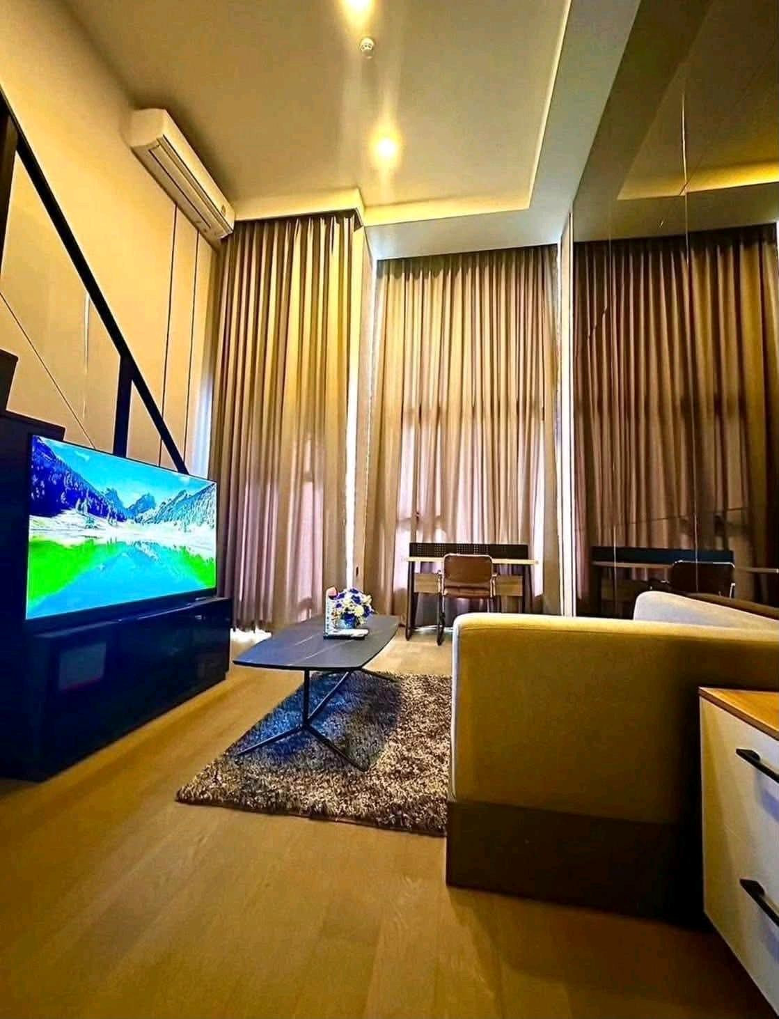 ✨ Duplex ห้องสวย วิวเมืองพาโนรามา ใจกลางสามย่าน ใกล้ MRT เพียงไม่กี่นาที พร้อมเข้าอยู่! – รูปที่ 4