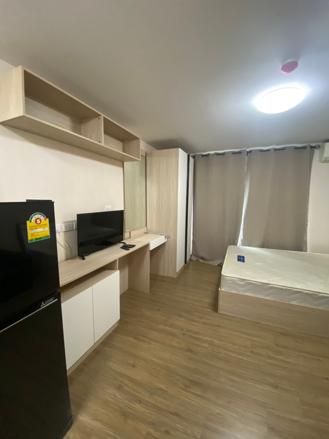Urgent sale with tenant Plum Condo Phahonyothin 89. Urgent sale with tenant Plum Condo Phahonyothin 89.