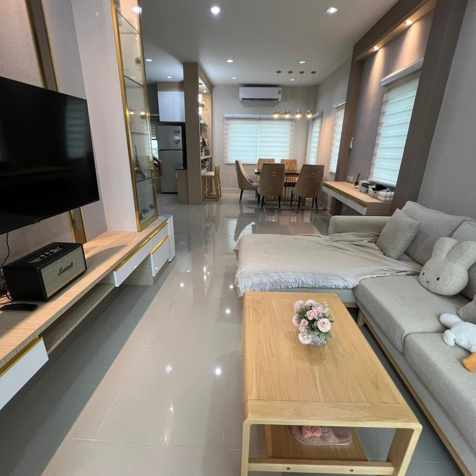 ให้เช่าบ้านเดี่ยวหรูอยุธยา แต่งครบ Built-in ทั้งหลัง / Luxury detached house for rent in Ayutthaya, fully furnished with built-in furniture throughout. / 阿瑜陀耶豪華獨立式別墅出租，室內配備齊全的嵌入式家具。 – รูปที่ 3