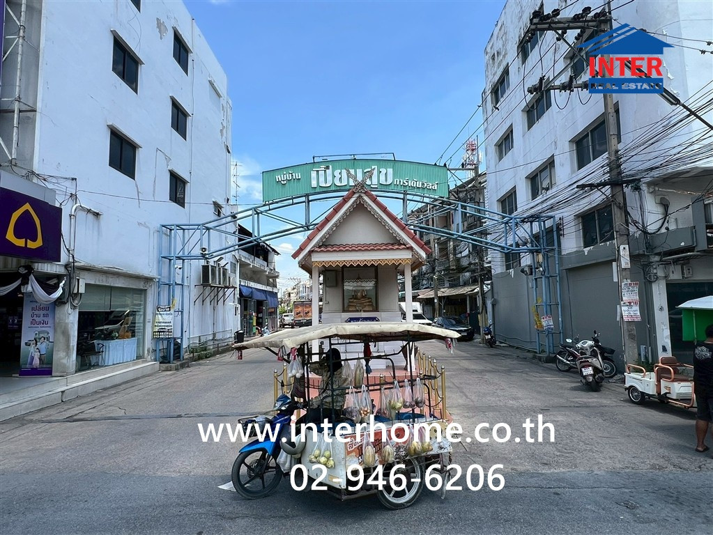 Townhouse, 2 floors, 18 sq m, Piamsuk Village. Gardenville near city hall Bangkok-Pathum Thani Road Road number 345 Mueang Pathum Thani, Pathum Thani Townhouse, 2 floors, 18 sq m, Piamsuk Village. Gardenville near city hall Bangkok-Pathum Thani Road Road number 345 Mueang Pathum Thani, Pathum Thani