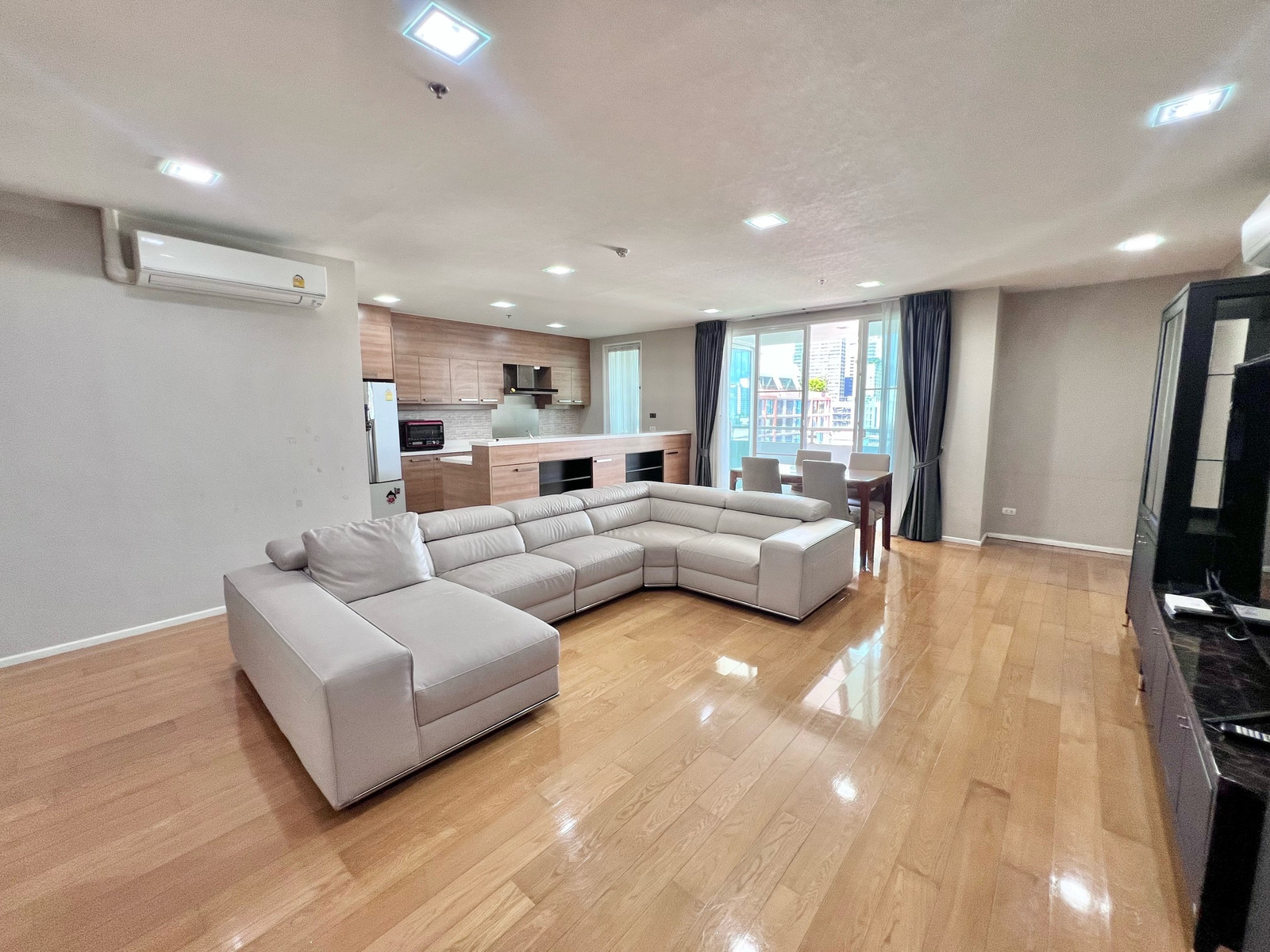 | Spacious 130 Sq.m. Residence at Villa Sikhara 2 bed2bath 65k 🔥Available now Call:0635925888