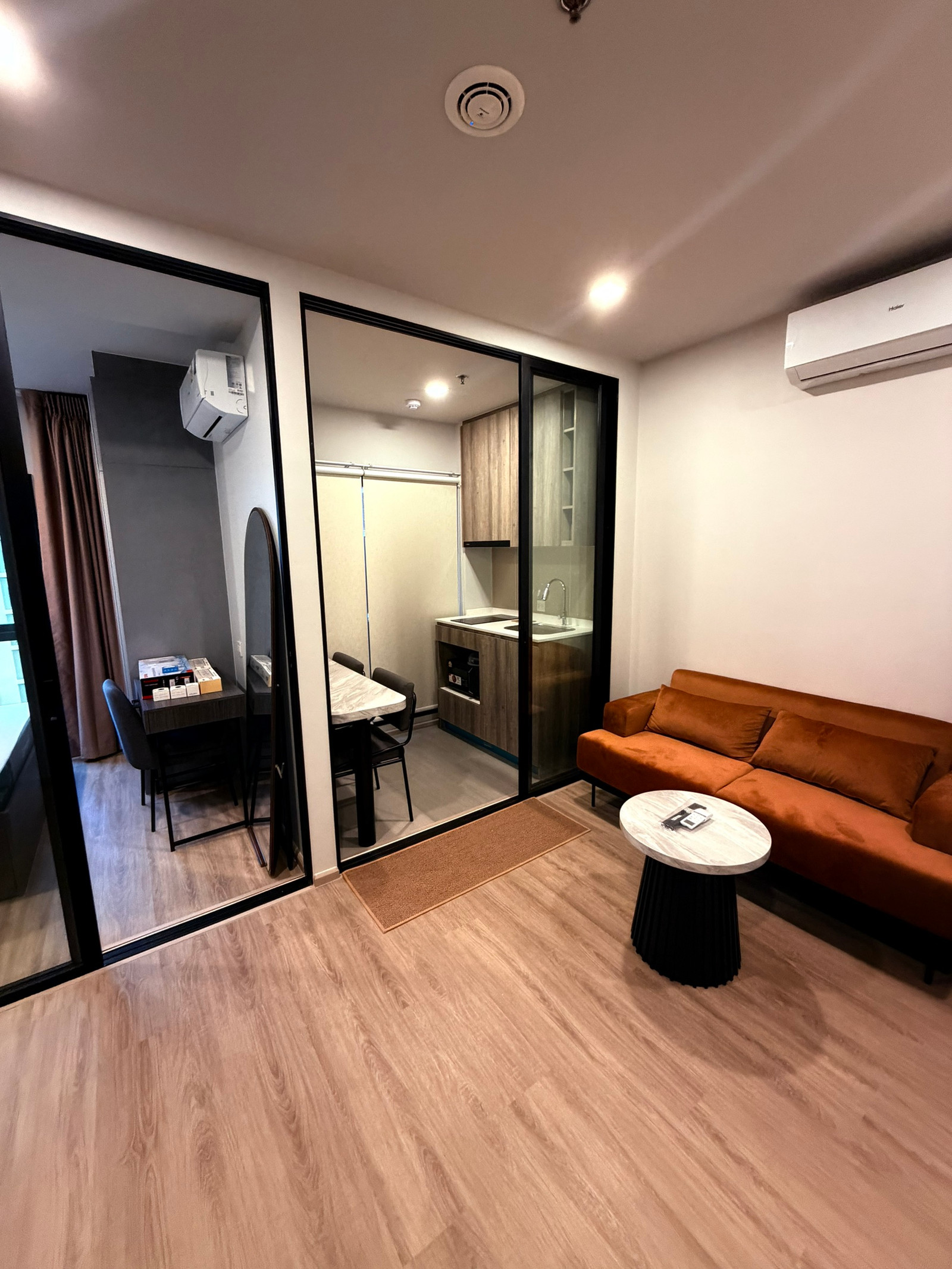 [ราคาดีที่สุด/Pet-Friendly] ให้เช่า Metris District Ladprao 1 Bed 30 ตร.ม. แต่งครบเฟอร์พรีเมียม เลี้ยงสัตว์ได้ ใกล้รถไฟฟ้าลาดพร้าว เพียง 21,000/ด