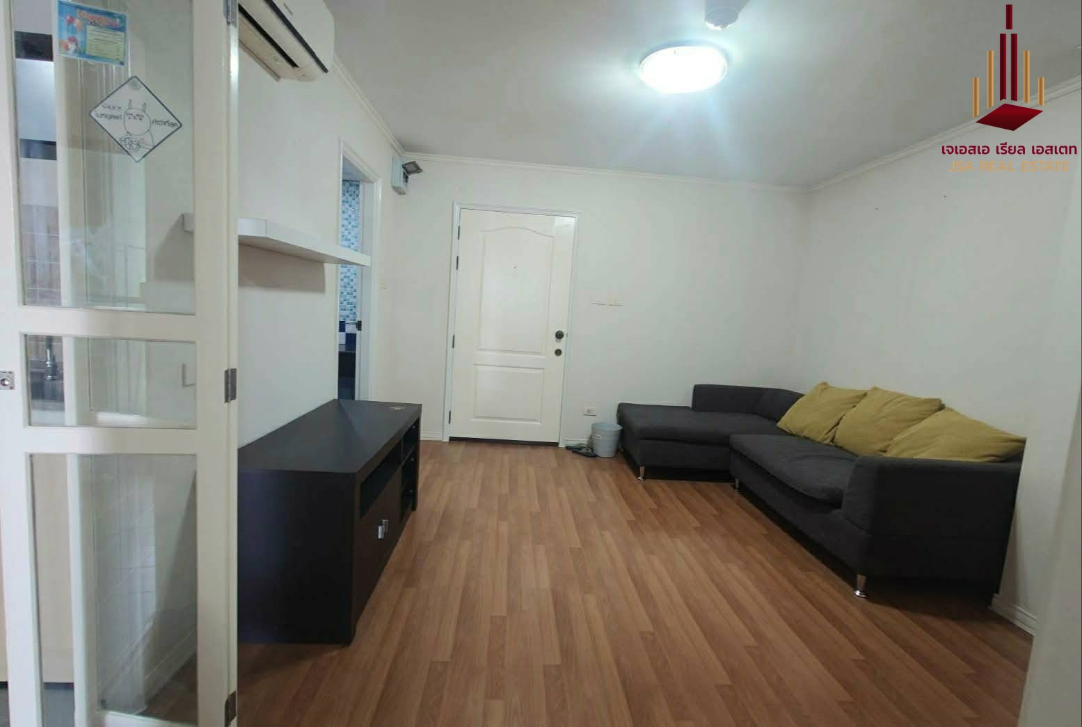 ✨ For Sale: Lumpini Place Narathiwas Ratchanakarin Condo ✨  💰 Only 2,990,000  THB