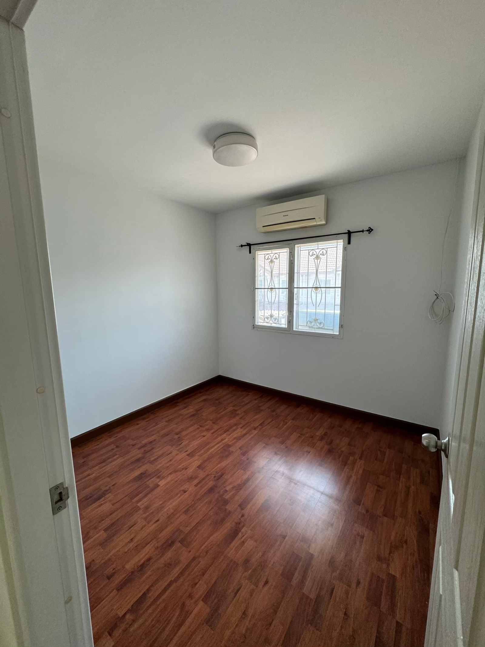 Townhouse for sale near BTS Bearing. – รูปที่ 4