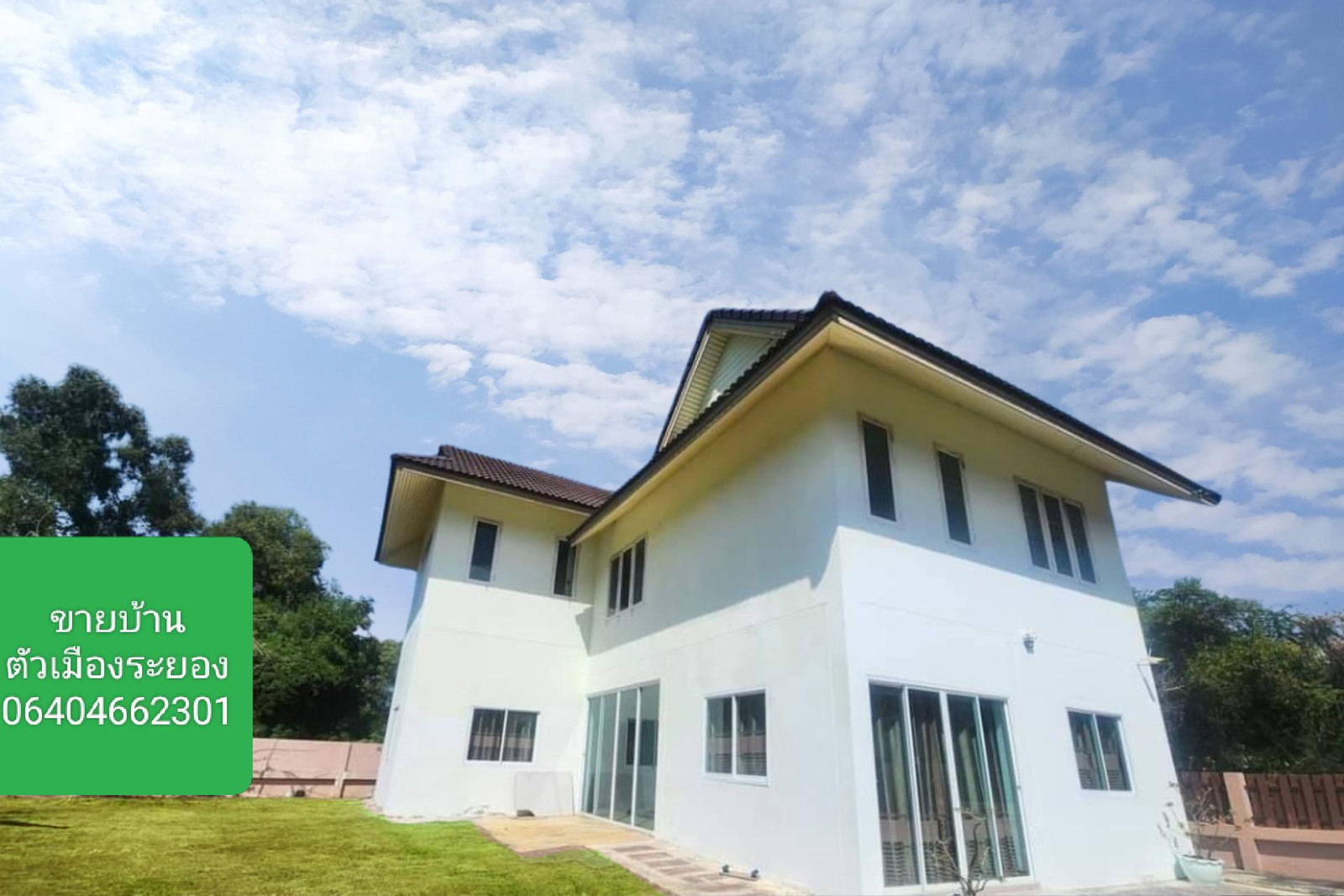 2-story detached house in the middle of Rayong city Full loan with millions in change