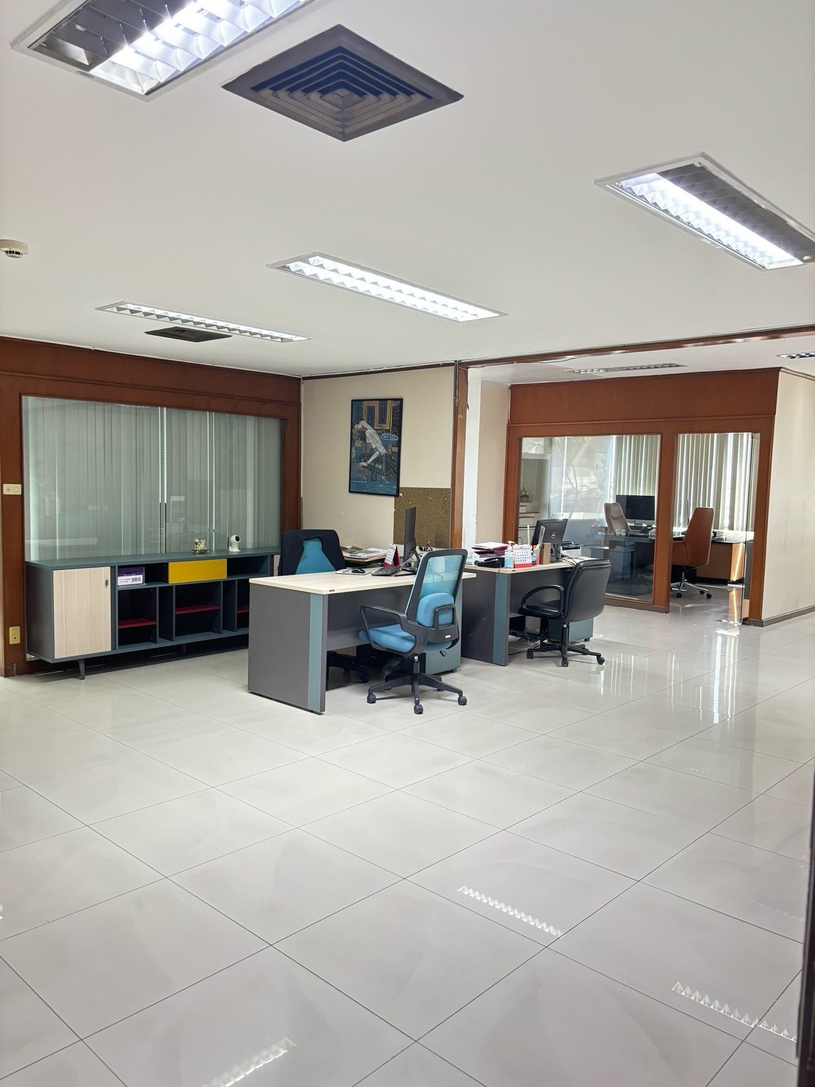 🩷[FOR RENT / SALE] Office Space @ Park Pavilion (Soi Ari). line @900cqqhk tel 0859114585 🩷
✨ รายละเอียด:  เช่า 60,000 บาท  ,  ขายเพียง 14.4 ล้าน บาท เท่านั้น  รวมเฟอร์ในห้อง  
โครงการ: Park Pavilion (พาร์ค พาวิลเลียน)
ทำเล: ซอยอารีย์ (พหลโยธิน 7)
 – รูปที่ 2