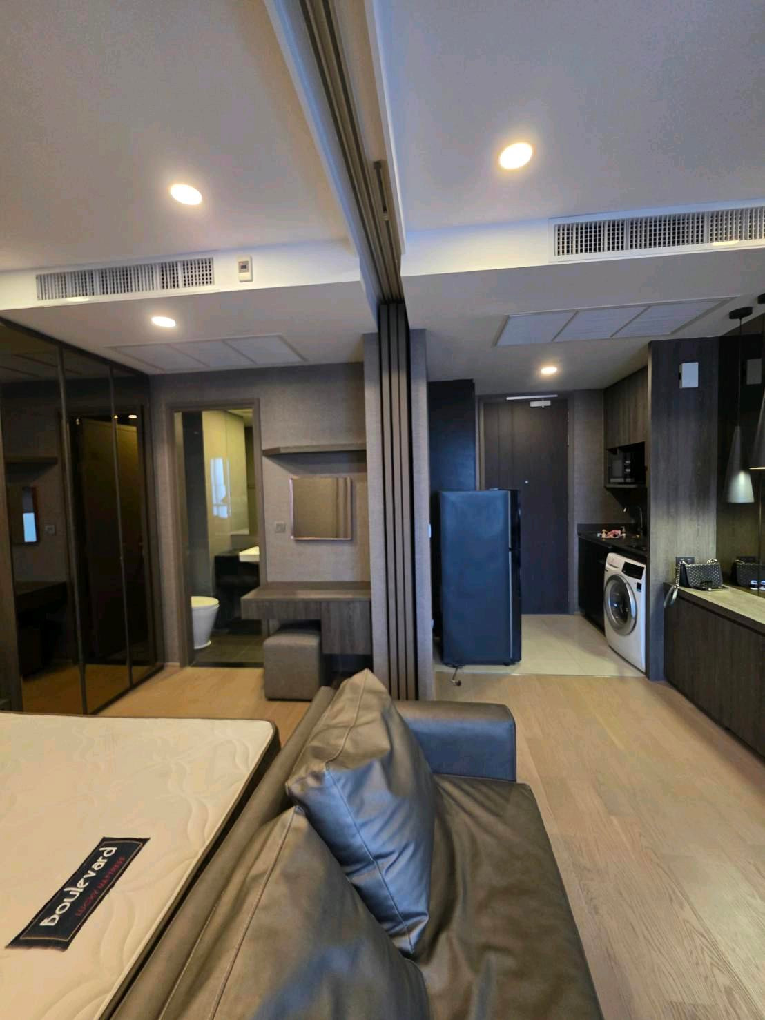 For Rent​ Ashton​ Chula-Silom​
From MRT Samyan 180 M. – รูปที่ 3