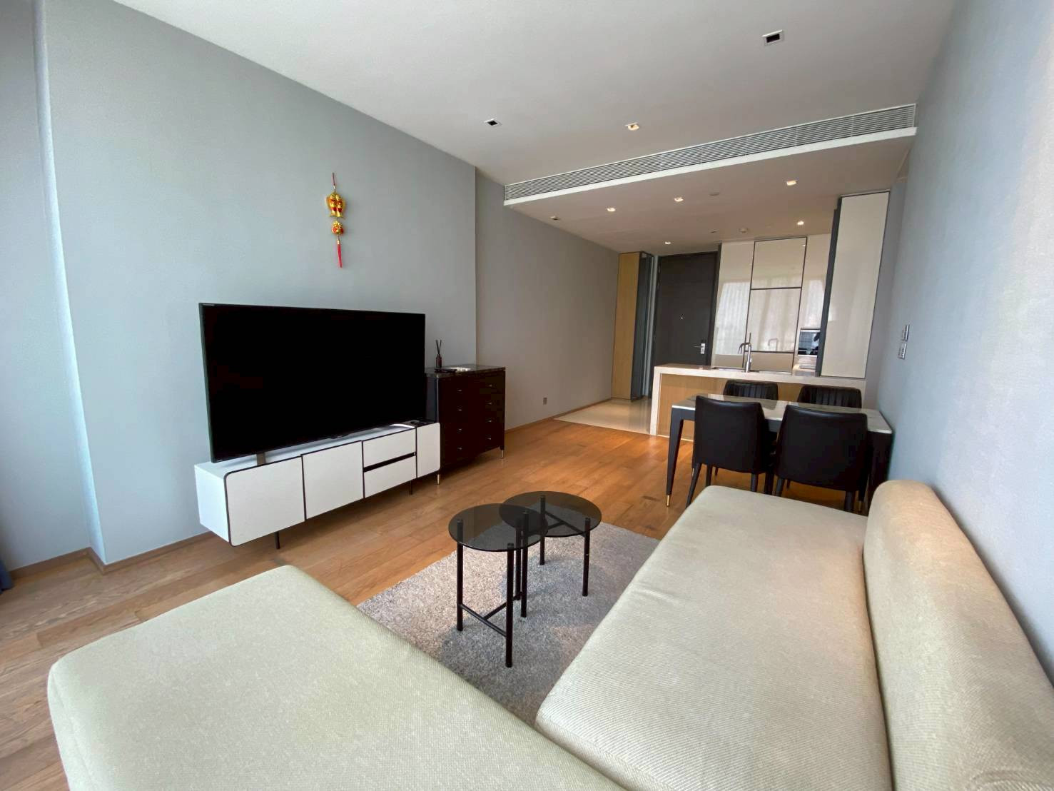 For rent! Beatniq Sukhumvit 32 ติดต่อ 086-4455124 For rent! Beatniq Sukhumvit 32 ติดต่อ 086-4455124