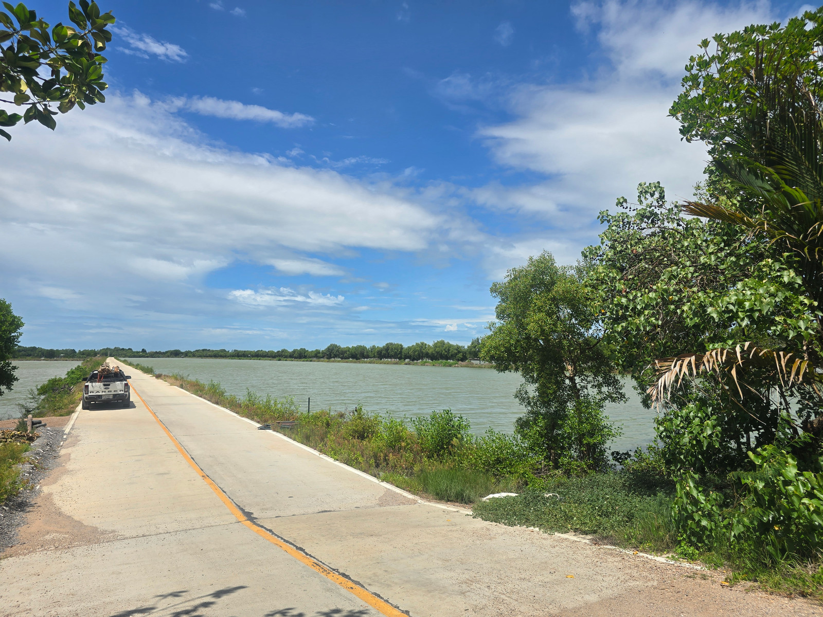 🚨 Urgent sale! Cheapest in this area Large plot of land, 45 rai (Soi Pu Rang-Thian Talay 25) 🚨 near Ban Khlong Suan Subdistrict Administrative Organization. – รูปที่ 3