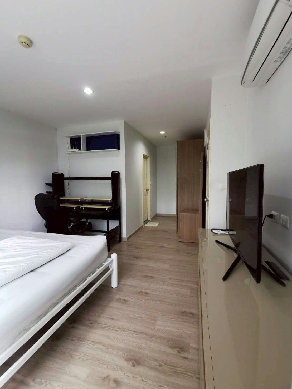 2 Beds Large Room Fully furnished Good Location Close to MRT Phra Ram 9 400 m. @ Aspire Rama 9 – รูปที่ 2