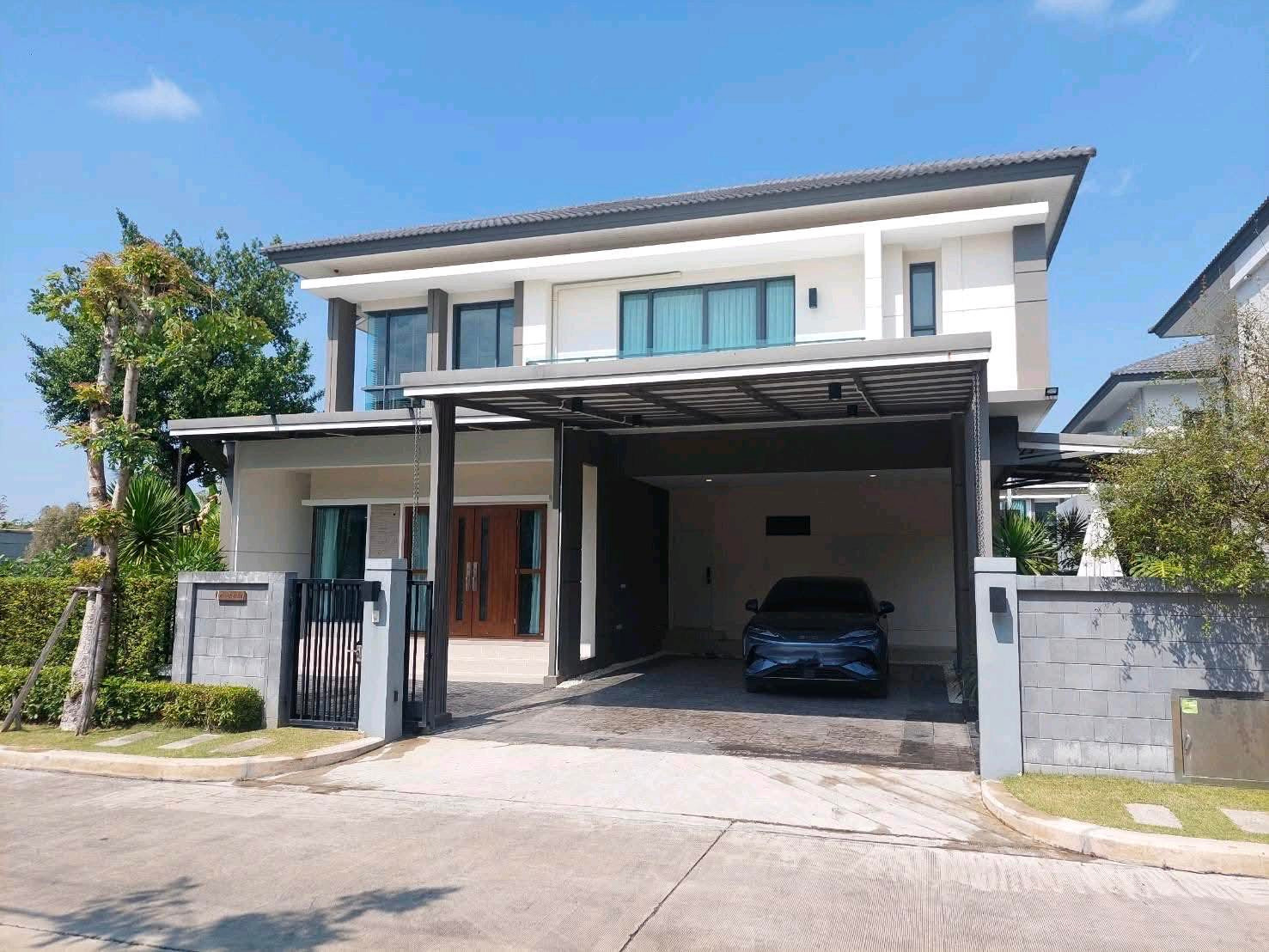 💫ขาย บ้านเดี่ยว The City บรมราชชนนี-ทวีวัฒนา💫
🏡บ้านเดี่ยวหลังใหญ่ แบบ City Retreat ตกแต่งสวย พร้อมอยู่ ทำเลบรมราชชนนี-ทวีวัฒนา
✨บ้านใหม่มาก สภาพดี พร้อมอยู่
✨บ้านเดี่ยวขนาดใหญ่ แบบบ้าน City Retreat
✨บ้านหันหน้าทิศใต้ ลมเข้าตลอดวัน
✨พร้อมเฟอร์นิเจอร์ 💫ขาย บ้านเดี่ยว The City บรมราชชนนี-ทวีวัฒนา💫
🏡บ้านเดี่ยวหลังใหญ่ แบบ City Retreat ตกแต่งสวย พร้อมอยู่ ทำเลบรมราชชนนี-ทวีวัฒนา
✨บ้านใหม่มาก สภาพดี พร้อมอยู่
✨บ้านเดี่ยวขนาดใหญ่ แบบบ้าน City Retreat
✨บ้านหันหน้าทิศใต้ ลมเข้าตลอดวัน
✨พร้อมเฟอร์นิเจอร์