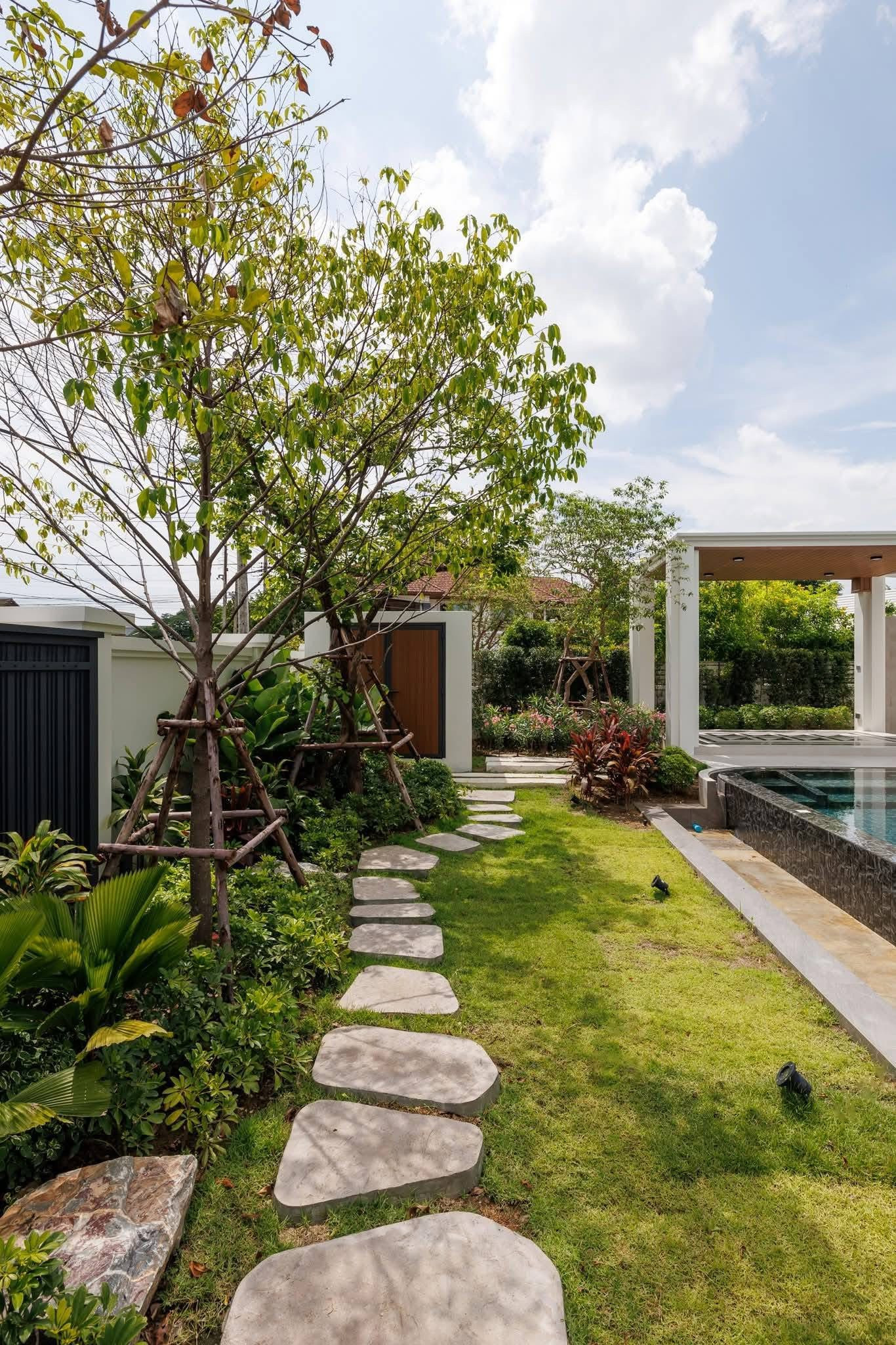 ขาย Super Luxury Pool Villa พูลวิลล่าหรูหลังใหญ่ โซนสารภี เนื้อที่กว้างถึง 212 ตรว. – รูปที่ 3