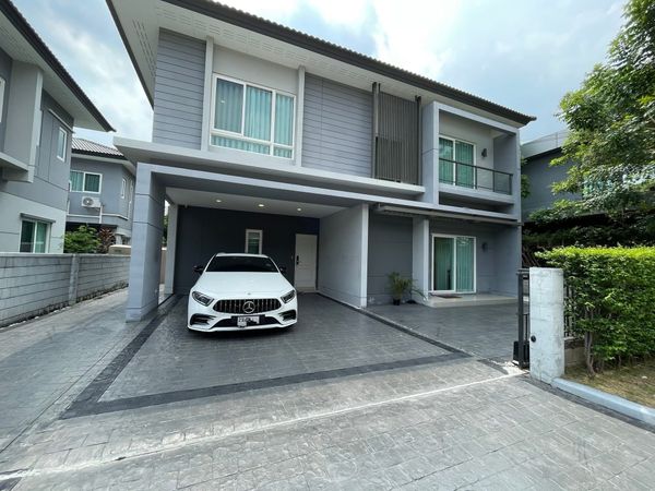 🏡 ให้เช่าบ้านเดี่ยว Centro บางนา–วงแหวน
✨ บ้านสวย พื้นที่กว้าง พร้อมอยู่ ติดคลับเฮ้าส์ เดินเพียง 10 ก้าว