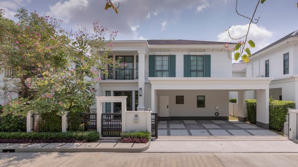 เศรษฐสิริ บางนา กม.10 บ้านเดี่ยวหรูจากแสนสิริ พร้อมเข้าอยู่
