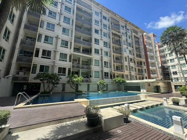 1 Bed Large Room  City view Fully furnished Good Location Close to MRT Sutthisan 150 m.  @   Ivy Ratchada