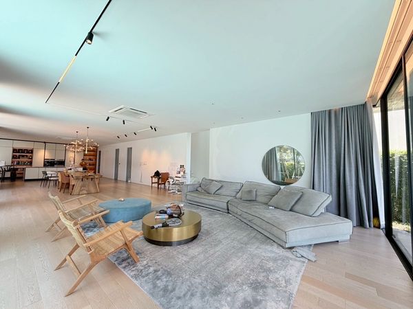 Luxury Lakefront Residence for Rent – Hyde Park Vibhavadi 🏡✨
