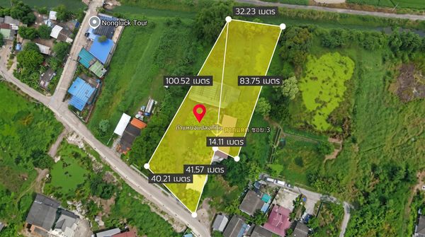 Land, plus a room for workers, an office, near Amata Nakorn Industrial Estate, Phase 10, expressway, motorway, very good value, convenient, Soi Map Pong 10, can enter and exit in many ways.