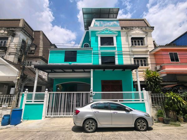 🔥 Home Office ศรีนครินทร์  3 ชั้น รีโนเวทใหม่ พร้อมเข้าอยู่/ทำธุรกิจทันที 🔥