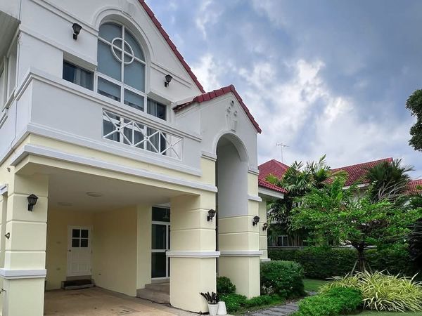 Baan Baramed Village / 3 Bedrooms (SALE WITH TENANT), Baan Baramed / 3 Bedrooms (SALE WITH TENANT) POON255