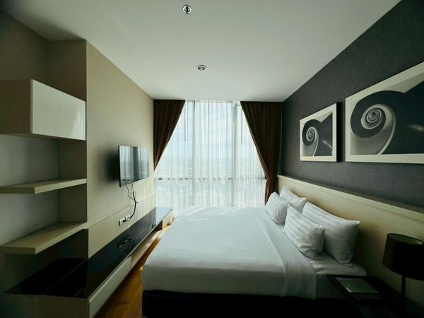🔥 FOR SALE – Up Ekamai 🚉 BTS Ekkamai | Soi Sukhumvit 63 (Ekkamai)