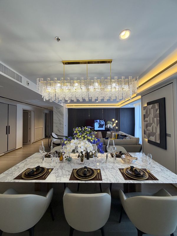 A fully furnished penthouse, ready to move in, with 5-star hospitality services by Dusit Service 🎖️
