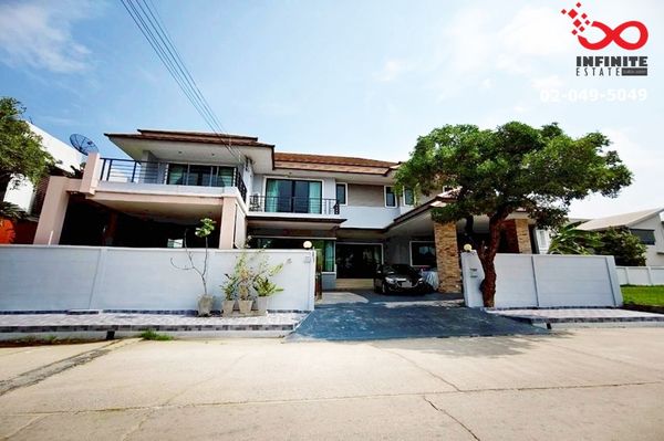 2-story detached house for sale, Windmill Park Village, Bangna-Trad, King Kaeo, Samut Prakan, near the airport, shady atmosphere.