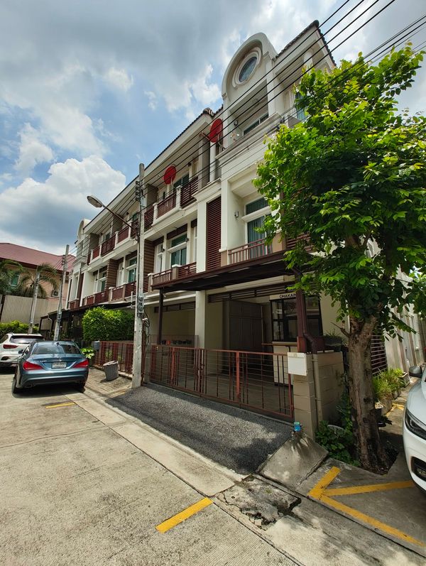 ✅ ขายทาวน์โฮมหลังมุม ทำออฟฟิศได้  ใกล้ทางด่วน และ รถไฟฟ้าวัชรพล ✅ Premium Place 9 Sukhonthasawat - พรีเมียมเพลส 9 สุคนธสวัสดิ์