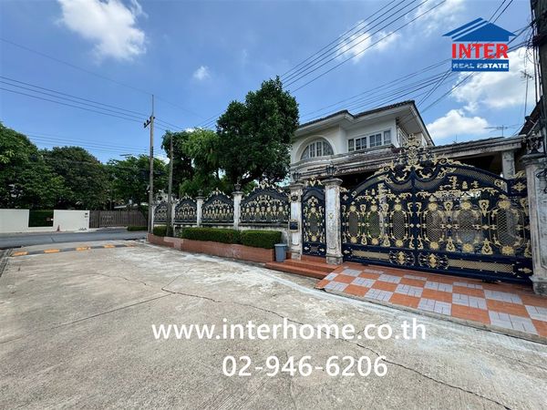 2-story detached house, 90 sq m, Maneerin Lake and Lagoon Village, Rangsit-Pathum Thani. Rangsit-Pathum Thani Road Road along Khlong Prapa Mueang Pathum Thani, Pathum Thani
