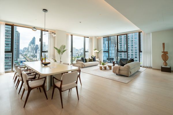 Best-Priced Fully Furnished Unit Available!! 4BR 5BA 416.71 Sq.m Condo For Sale at Scope Thonglor, Ultra Luxury Penthouse, Directly Connected to BTS Thong Lo (0 meters)