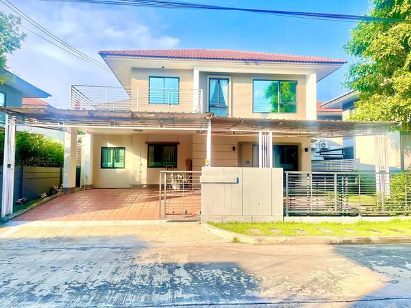 ✅ Single house for sale  Completely added and ready to move in. Near the Orange Line and Yellow Line ✅ Casa Ville Ramkhamhaeng Wongwaen 2