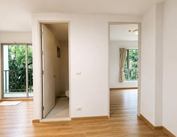 🔥 Condo for sale: The Parkland Srinakarin, The Parkland Srinakarin, corner room, private, beautiful view, large size, 2 bedrooms, 2 balconies 🌳 next to the Yellow Line MRT.