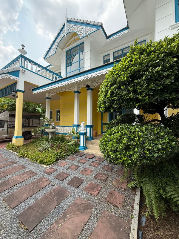 House for Sale in Nakniwat - Lat Phrao Area