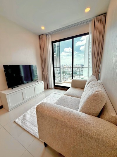 🔥For Rent Now🔥 Supalai Premier Charoen Nakhon 🚇 Right next to BTS Khlong San (0 meters) | Stunning Chao Phraya River view from the Penthouse