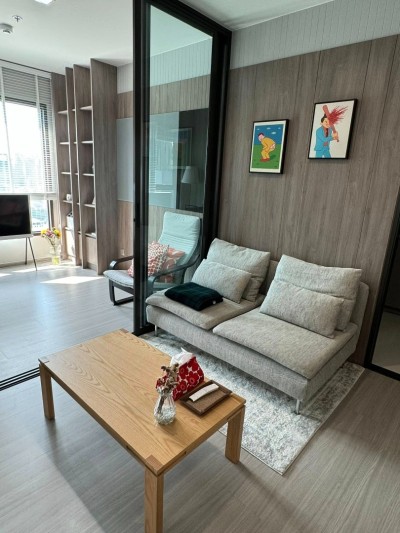 🔥For Rent Now🔥 Life Asoke - Rama 9 🚆 Near MRT Rama 9 (only 600 meters away) | Separate workspace available, ready to move in.