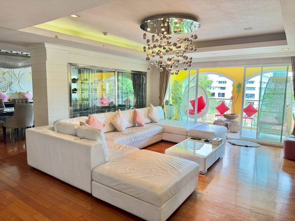 502.37sqm Penthouse Duplex 4 Bedrooms for sale at Silver Heritage Sukhumvit 38