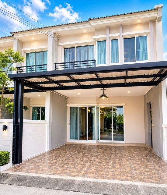 fully furnished. Located near The Walk Ratchaphruek 500 m. Sathorn-Pinklao Rama5 NakhonIn. Two-story