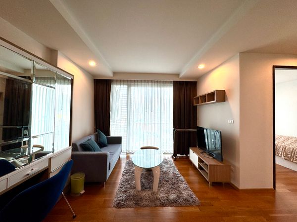 ให้เช่า ✨ 2 ห้องนอน  1 ห้องน้ำ 58sqm 28,000 บาท ห้องสวยมาก ตกแต่งครบ เจ้าของอยู่เองไม่เคยปล่อยเช่า พร้อมเข้าชม โทรเลย 📞 065-2614622 แทมมี่
