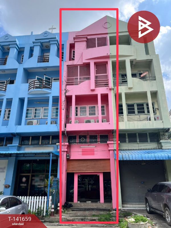 Commercial building for sale, 4.5 floors, area 15 sq m, Pak Kret, Nonthaburi.
