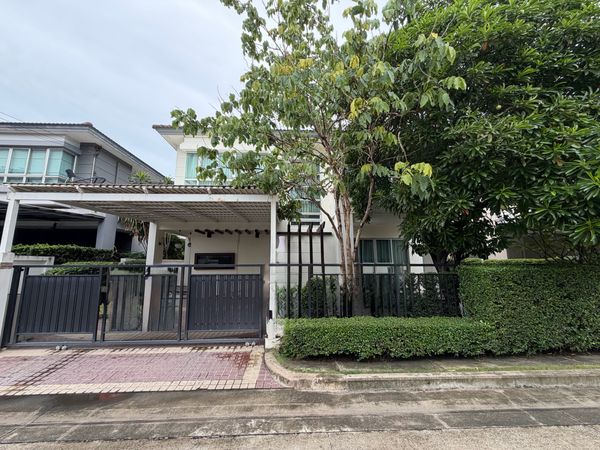 House for sale Life Bangkok Boulevard Ramintra 23 near expressway prime location near Central Ramindra