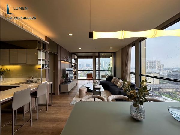 🔥 หั่นราคาช็อกโลก ลดทันที 4 ล้าน! 2 นอน+ ห้องใหญ่ 89 ตร.ม. ที่ The Issara Sathorn 🏙️✨