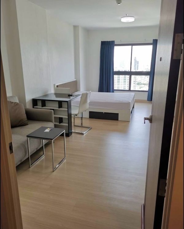 ✨ ให้เช่า Supalai Loft Taladplu ห้องวิวแม่น้ำเจ้าพระยา ชั้นสูง พร้อมเข้าอยู่ ✨

📍 ใกล้ BTS ตลาดพลู และ The Mall ท่าพระ ทำเลสะดวก เดินทางเข้าเมืองง่าย รายล้อมด้วยร้านอาหาร ห้างสรรพสินค้า และสิ่งอำนวยความสะดวกครบครัน